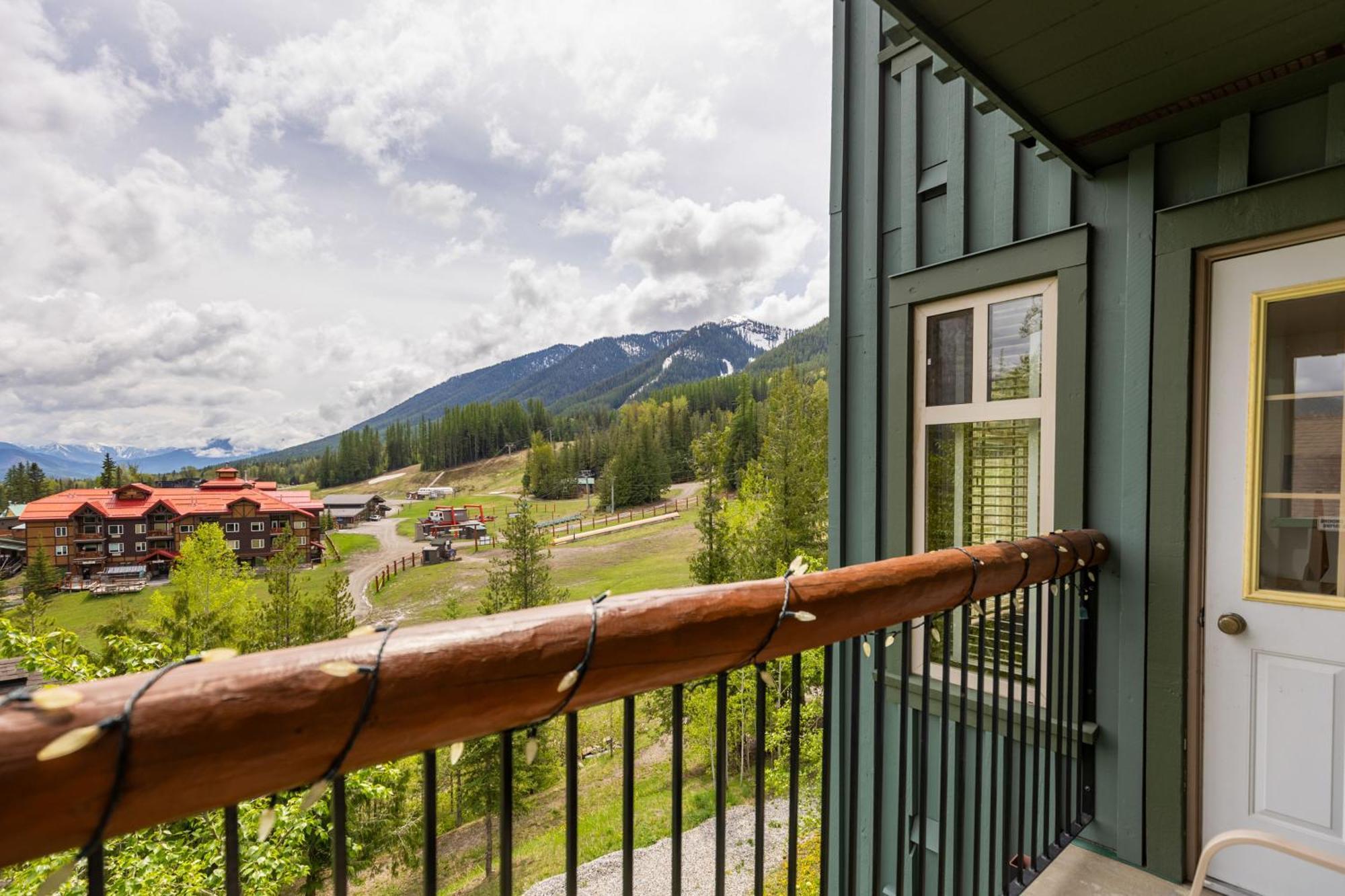 Snow Creek Lodge By Fernie Central Reservations Esterno foto